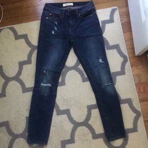 Women’s GAP jeans size 27 Petite Brand NEW